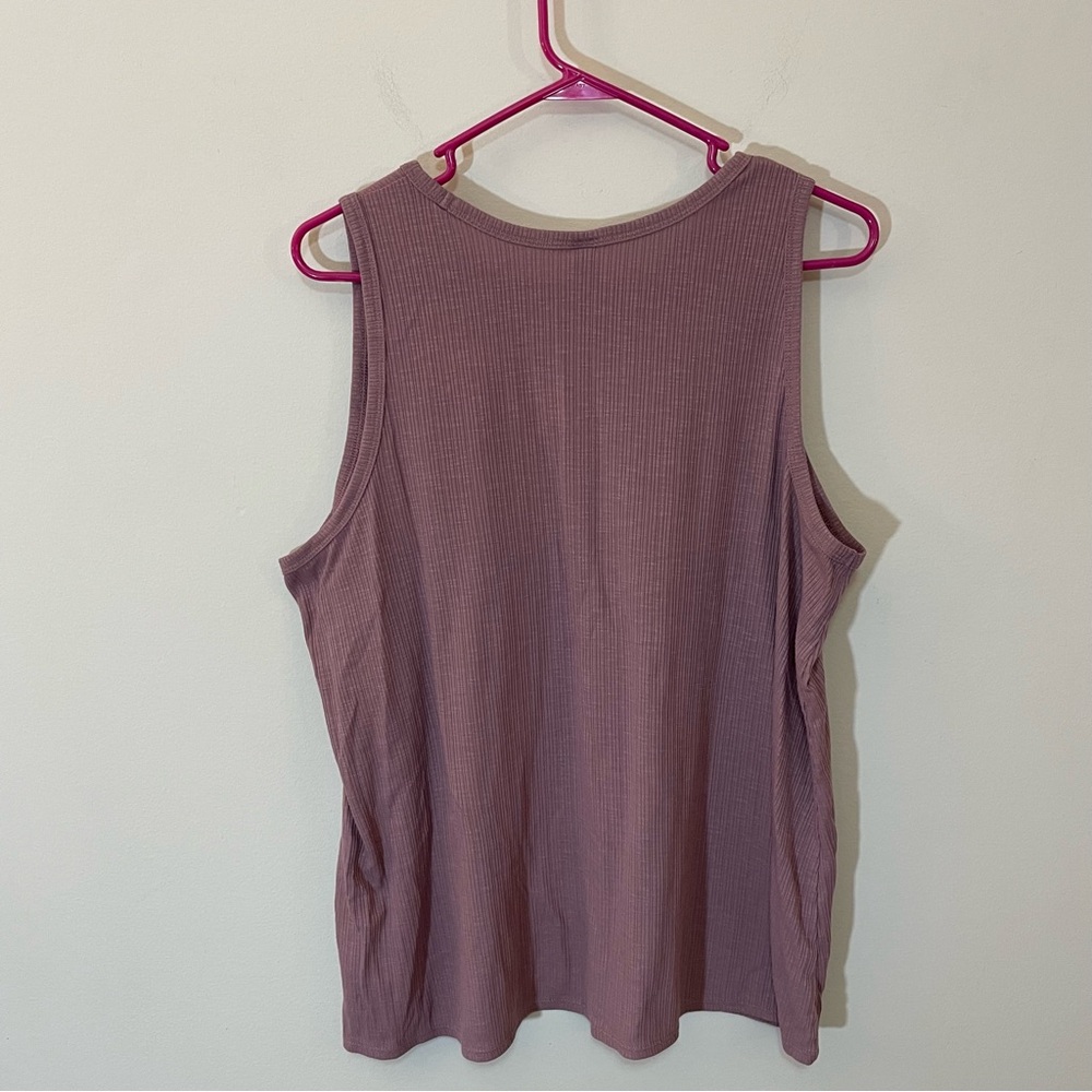 3 Old Navy Luxe Swing Tank Tops XL - Picture 3 of 9